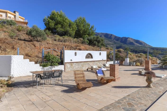 Image No.48-4 Bed Villa / Detached for sale