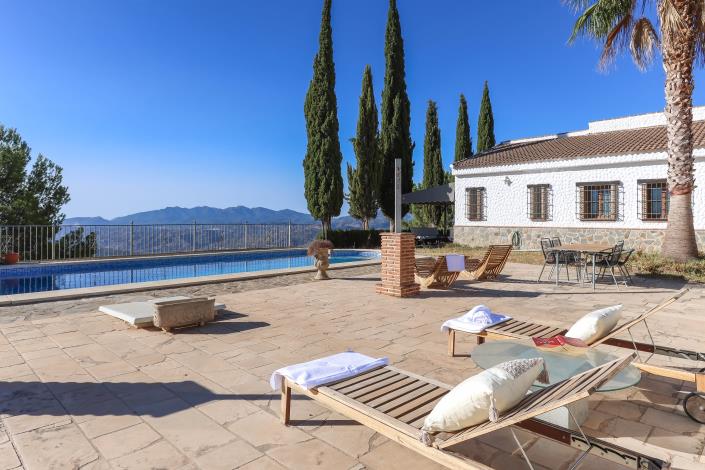 Image No.51-4 Bed Villa / Detached for sale