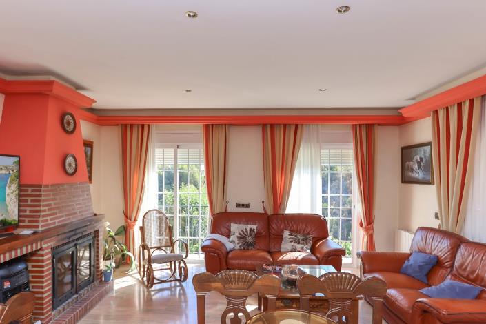 Image No.15-6 Bed Villa / Detached for sale