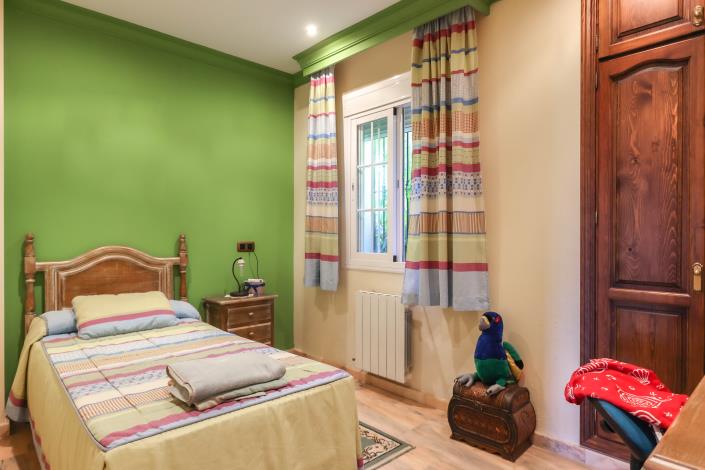 Image No.22-6 Bed Villa / Detached for sale