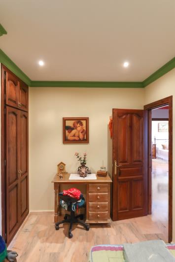 Image No.24-6 Bed Villa / Detached for sale