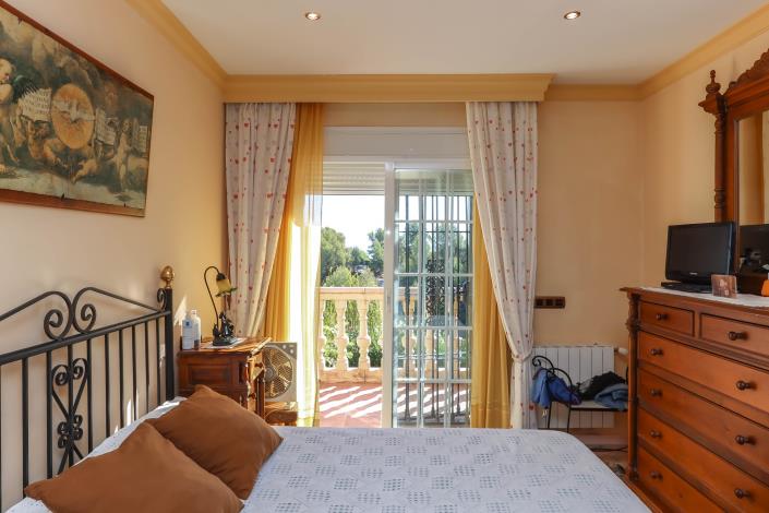 Image No.31-6 Bed Villa / Detached for sale