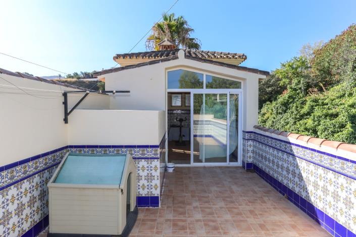 Image No.40-6 Bed Villa / Detached for sale