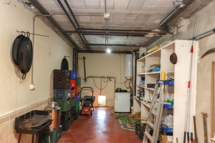 Image No.44-6 Bed Villa / Detached for sale