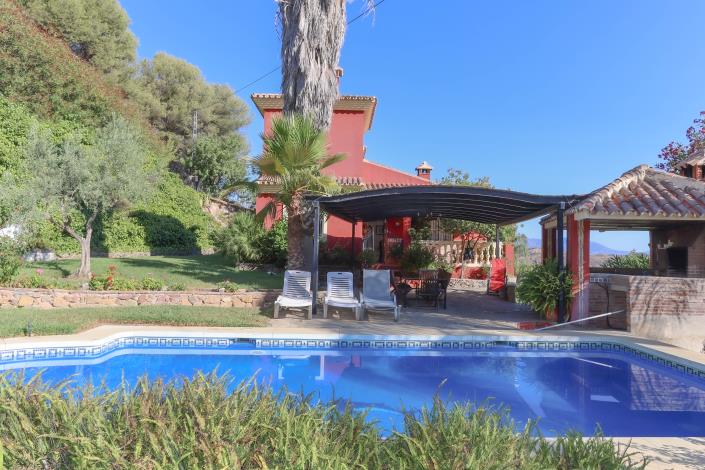 Image No.48-6 Bed Villa / Detached for sale