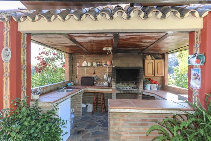 Image No.5-6 Bed Villa / Detached for sale