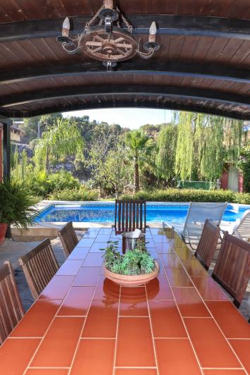 Image No.53-6 Bed Villa / Detached for sale