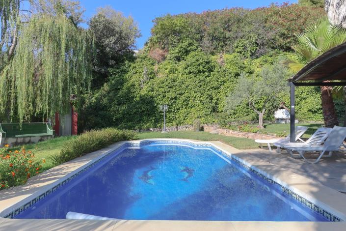 Image No.56-6 Bed Villa / Detached for sale