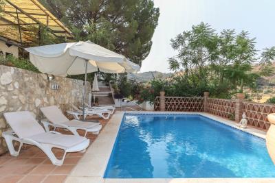 Villa / Détaché de 4 chambres à vendre à Coin