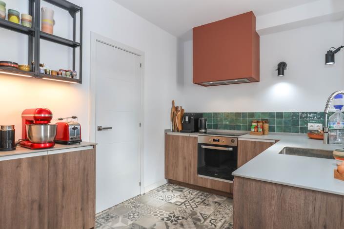 Image No.22-8 Bed Hotel for sale