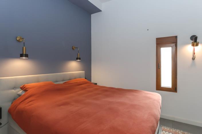 Image No.28-8 Bed Hotel for sale