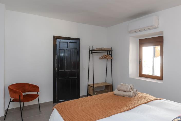 Image No.45-8 Bed Hotel for sale