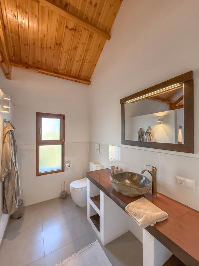 Image No.55-8 Bed Hotel for sale