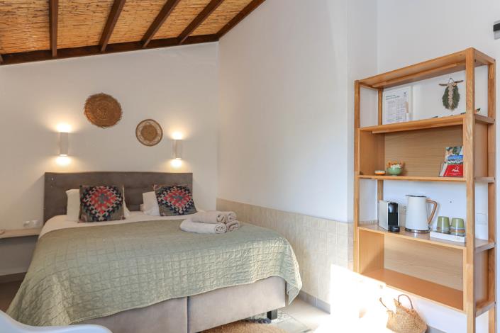 Image No.57-8 Bed Hotel for sale