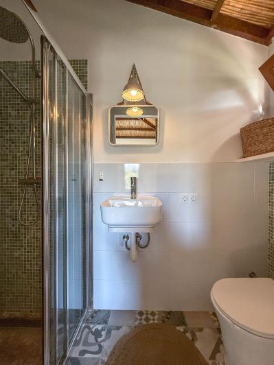 Image No.58-8 Bed Hotel for sale