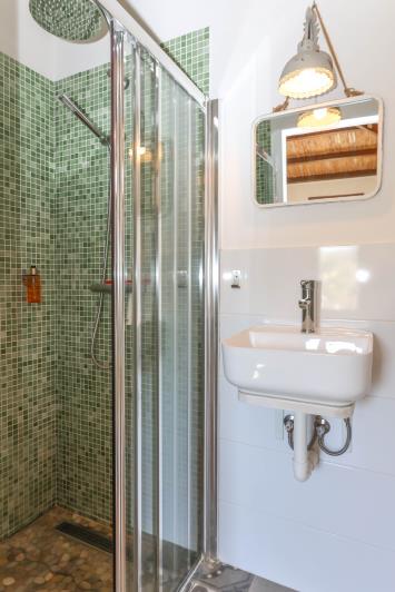 Image No.59-8 Bed Hotel for sale