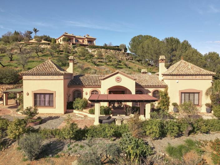 Image No.43-4 Bed Villa / Detached for sale