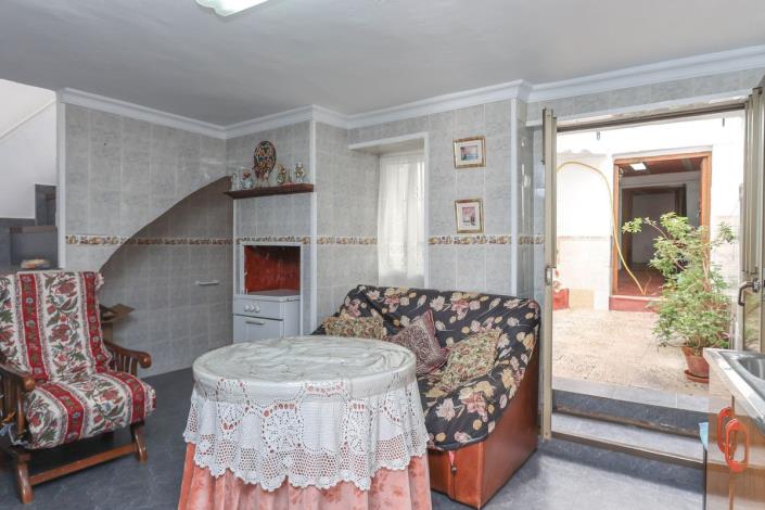 Image No.7-4 Bed Townhouse for sale