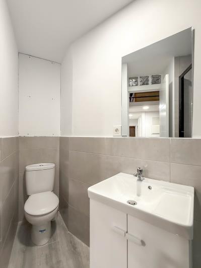 Image No.21-3 Bed Townhouse for sale