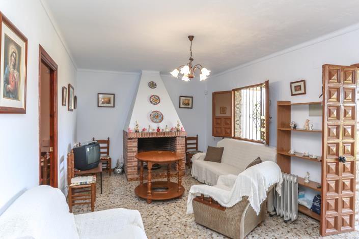 Image No.8-2 Bed Villa / Detached for sale