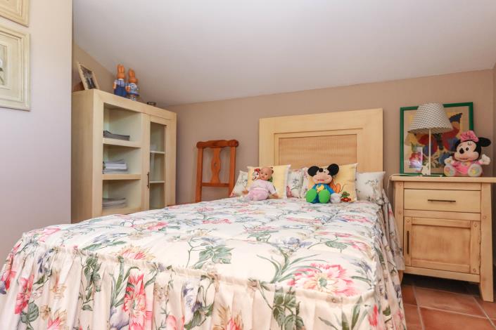 Image No.19-4 Bed Villa / Detached for sale