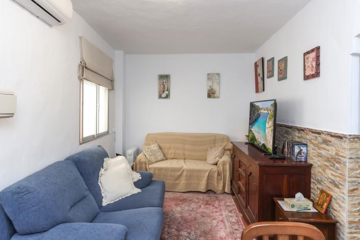 Image No.8-4 Bed Townhouse for sale