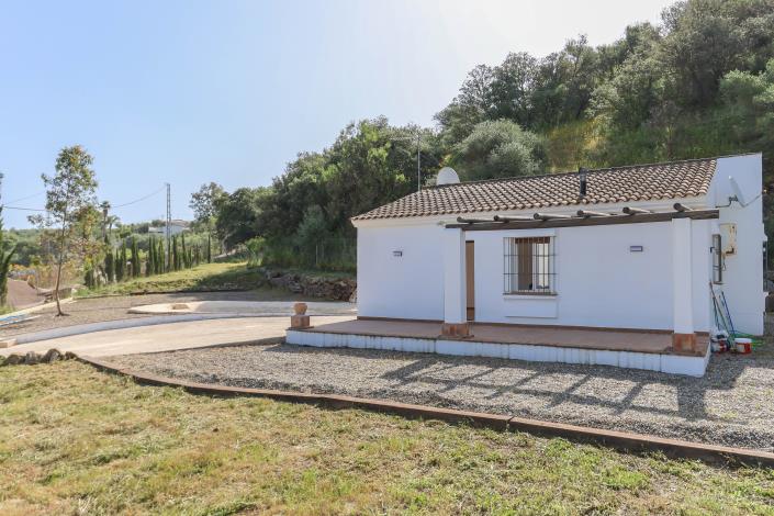 Image No.20-2 Bed Villa / Detached for sale