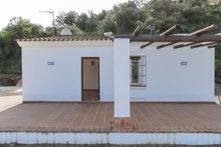 Image No.21-2 Bed Villa / Detached for sale