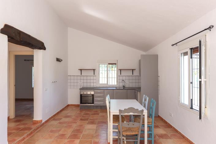 Image No.8-2 Bed Villa / Detached for sale