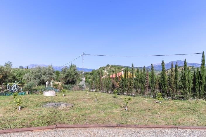 Image No.17-2 Bed Villa / Detached for sale