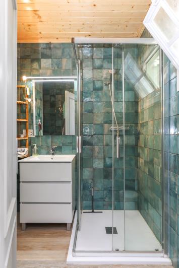 Image No.25-2 Bed Townhouse for sale