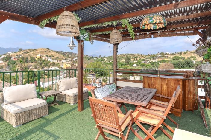 Image No.27-2 Bed Townhouse for sale