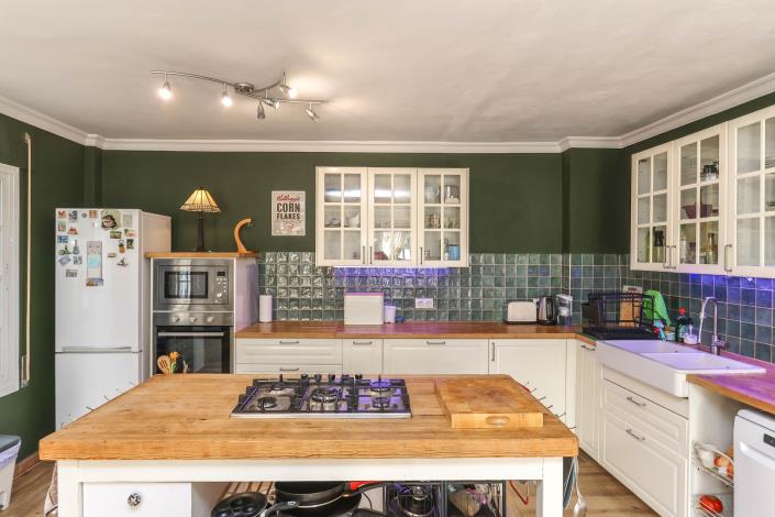 Image No.48-2 Bed Townhouse for sale