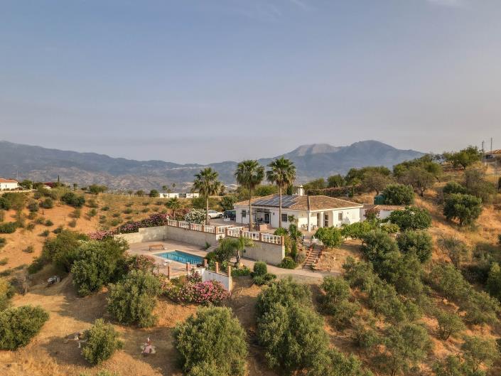 Image No.31-3 Bed Villa / Detached for sale