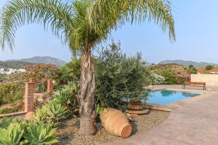 Image No.37-3 Bed Villa / Detached for sale