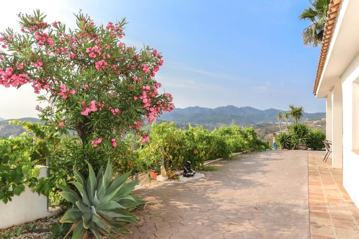 Image No.38-3 Bed Villa / Detached for sale