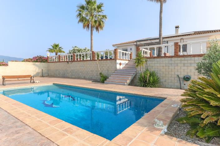 Image No.41-3 Bed Villa / Detached for sale