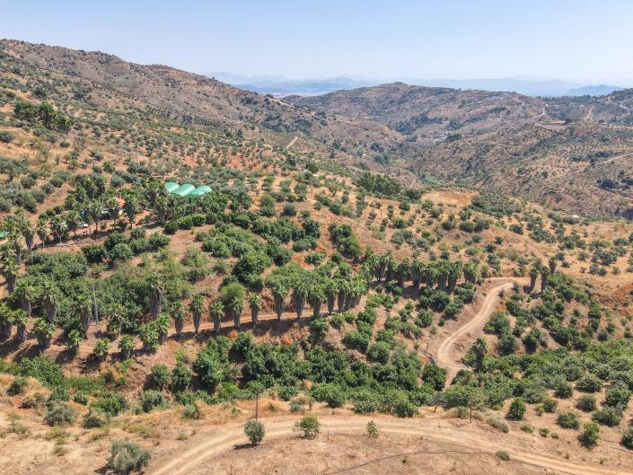 Image No.30-1 Bed Farmhouse for sale