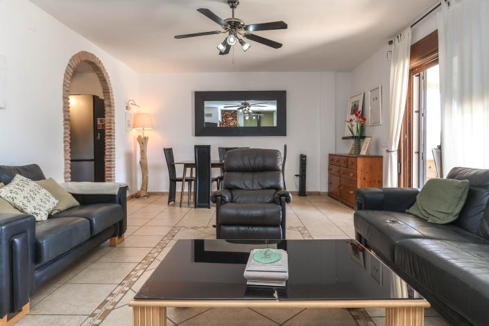 Image No.15-Villa / Détaché de 4 chambres à vendre à Alozaina