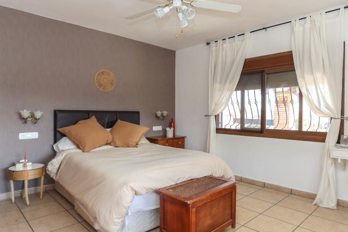 Image No.20-Villa / Détaché de 4 chambres à vendre à Alozaina