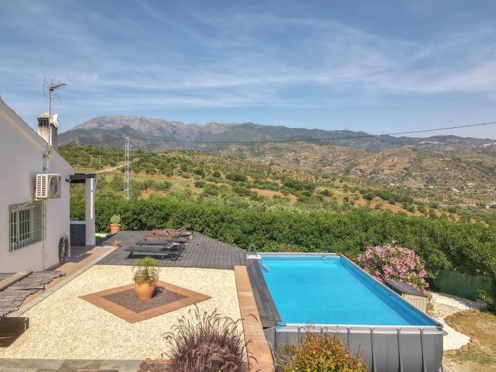Image No.37-2 Bed Villa / Detached for sale