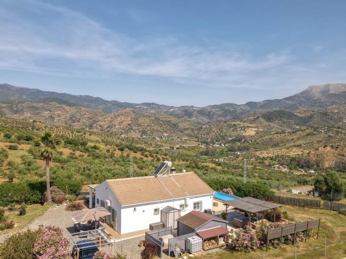 Image No.36-2 Bed Villa / Detached for sale