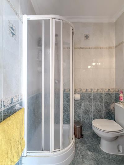 Image No.29-6 Bed Villa / Detached for sale