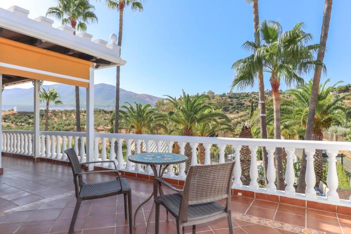 Image No.34-6 Bed Villa / Detached for sale