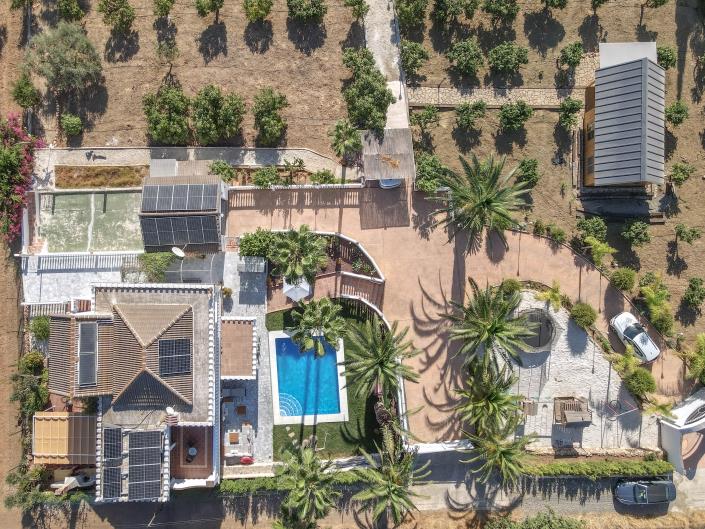 Image No.56-6 Bed Villa / Detached for sale