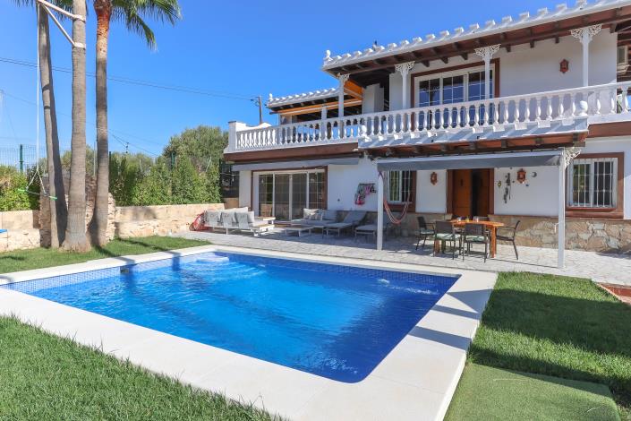 Image No.61-6 Bed Villa / Detached for sale