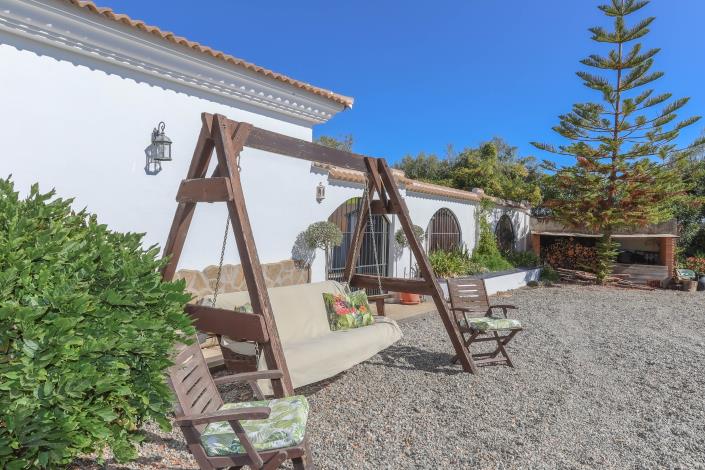 Image No.32-3 Bed Villa / Detached for sale