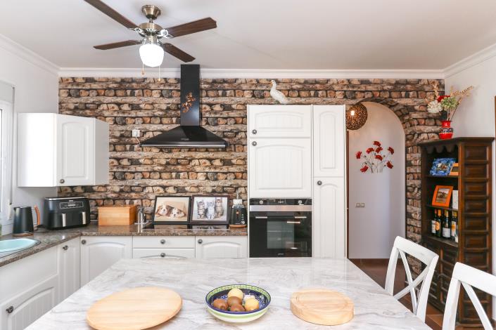 Image No.51-3 Bed Villa / Detached for sale