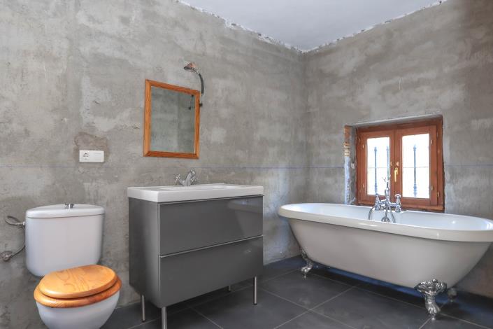 Image No.20-2 Bed Villa / Detached for sale