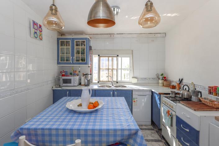 Image No.5-3 Bed Country Property for sale